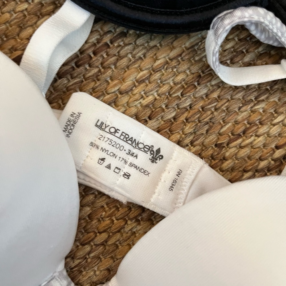 Lily of France Black and White Women's Bras Set NWT 32A - Picture 4 of 9